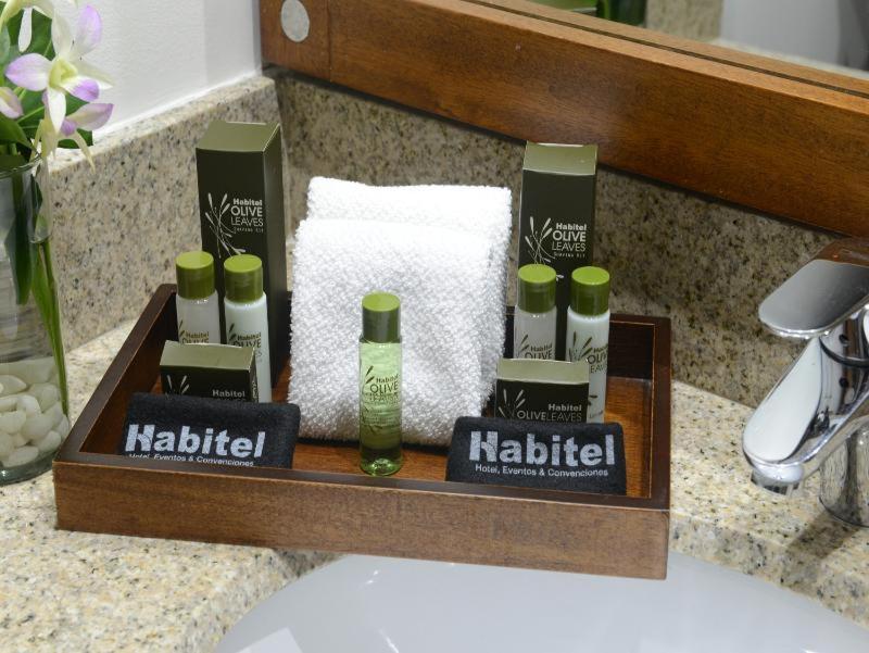 Hotel Habitel Select Bogotá Oda fotoğraf